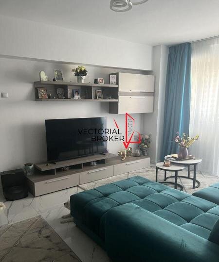 Basarabia Diham 2 camere, 55mp, bl.1987, renovat, mobilat,